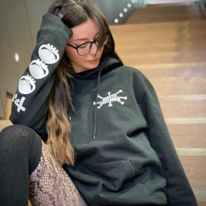 Sudadera QUINTO X YAMI